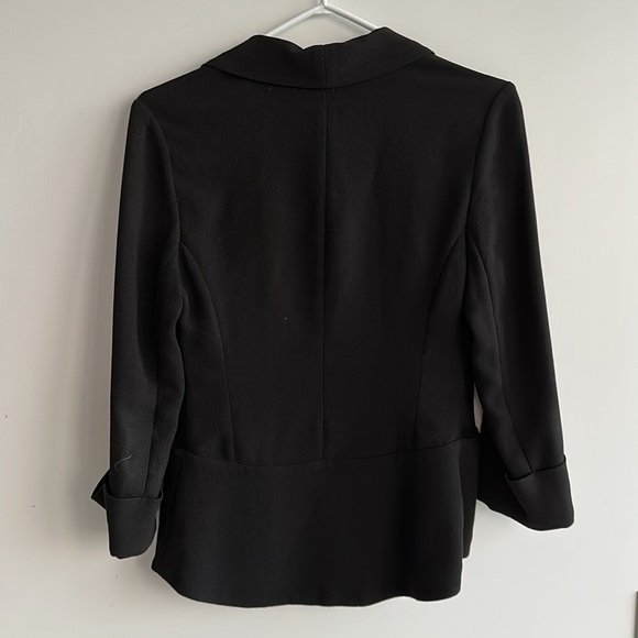 Aritzia Wilfred Chevalier Cropped Blazer Black - Picture 4 of 5